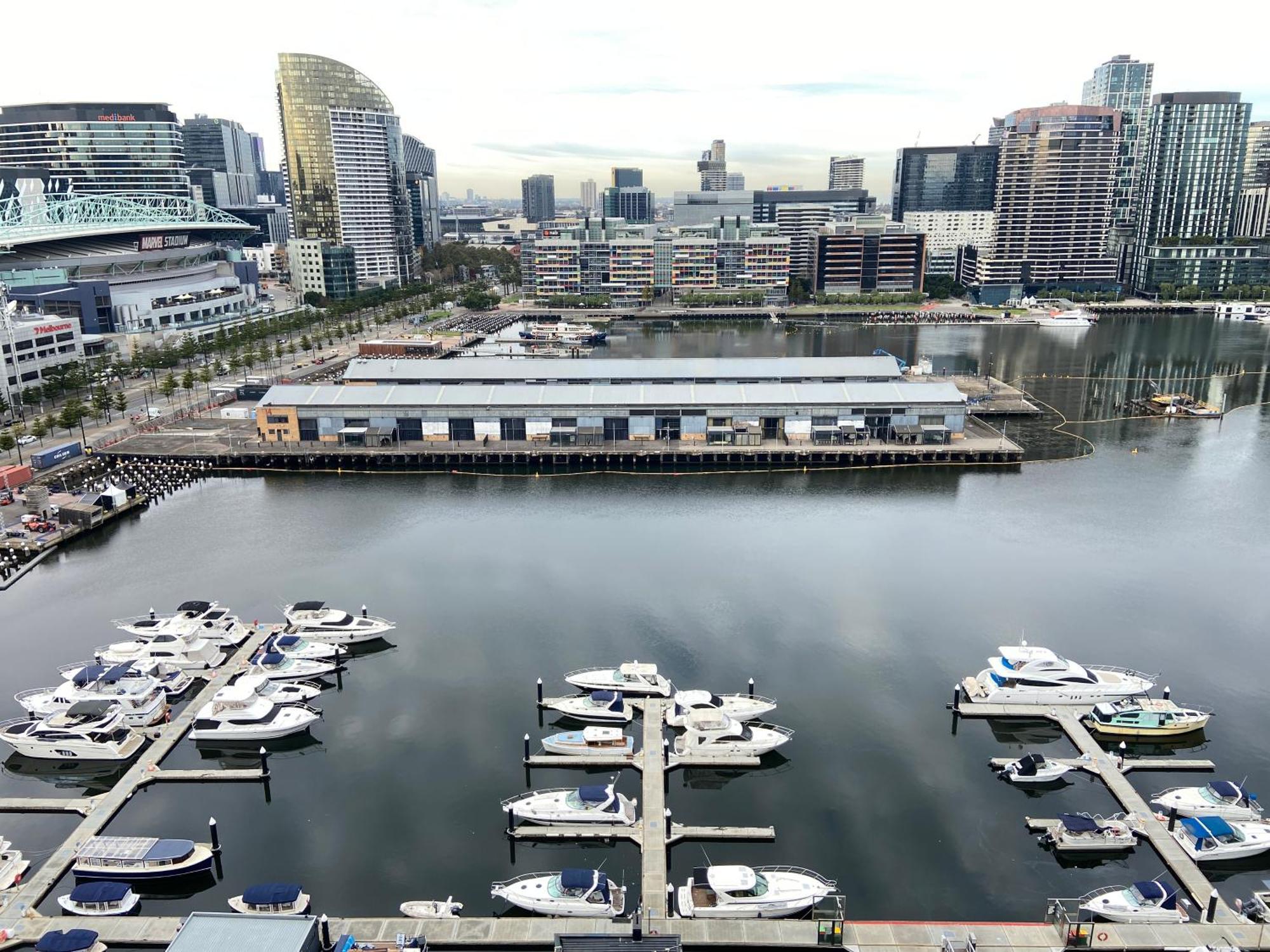Akom At Docklands Melbourne Dış mekan fotoğraf